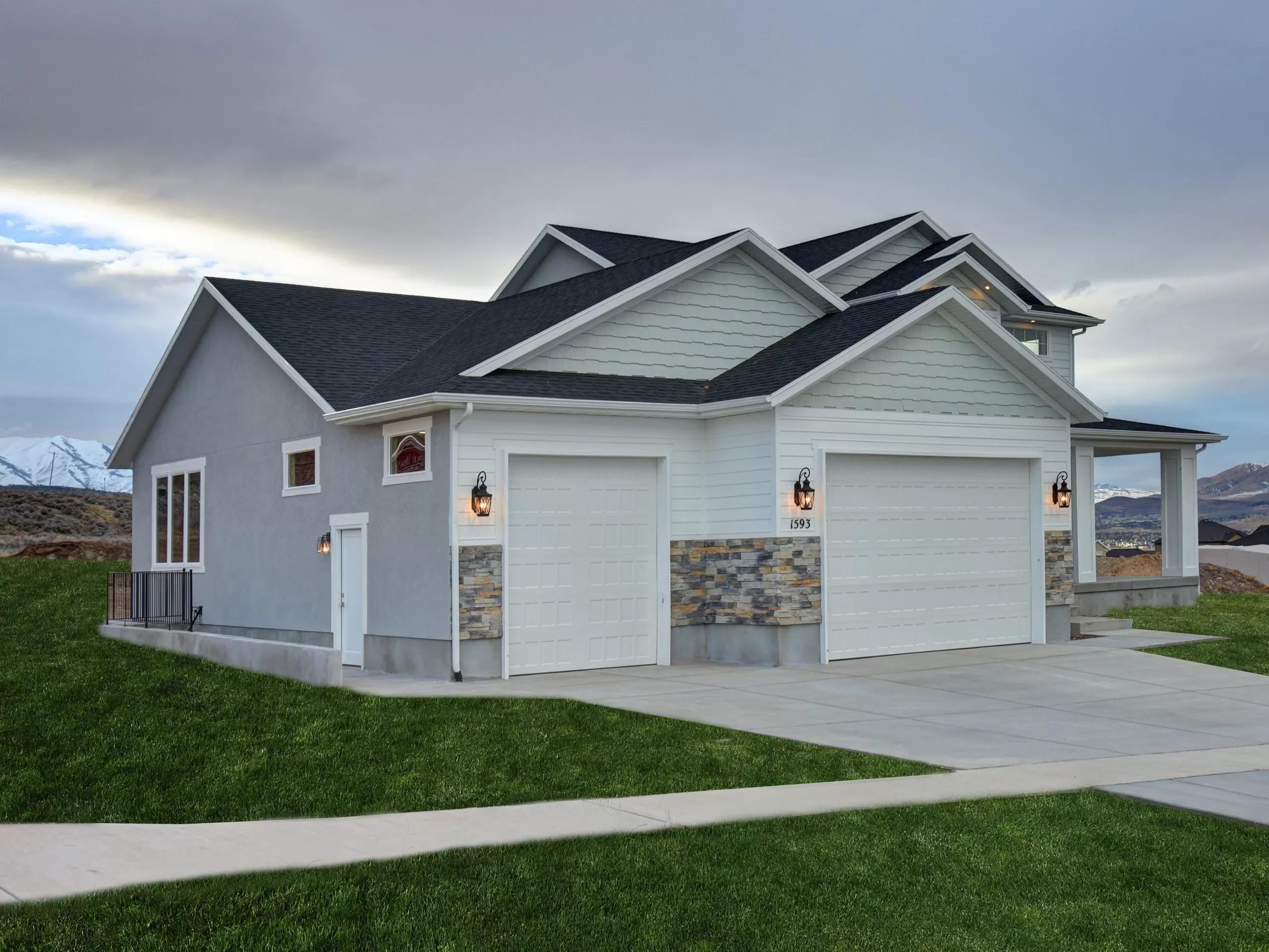 Utah Homes for Sale; Lightyear Homes; New Homes for Sale Utah; Utah Home Builder; Custom Home Builder in Utah